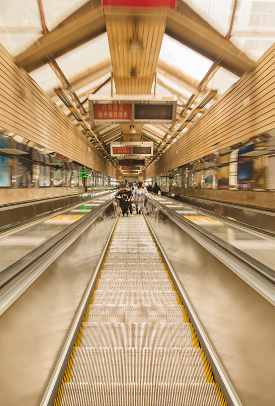 两路口皇冠大扶梯